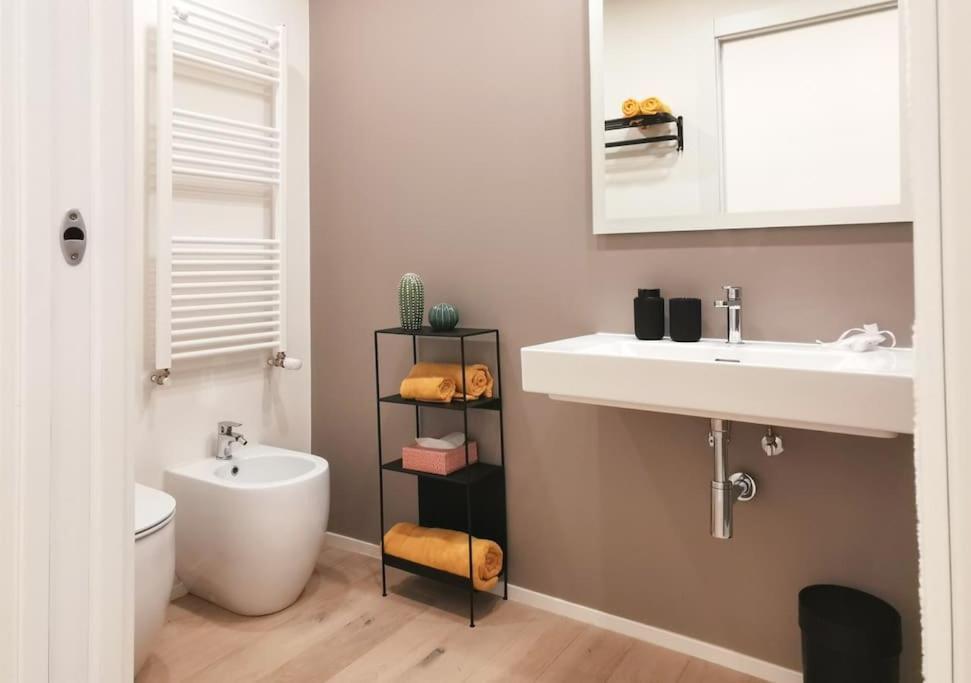 Appartement Navigli-Bocconi Spazio Luce Design à Milan Extérieur photo